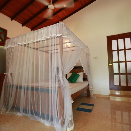 Thambara Villa Unawatuna Exterior foto