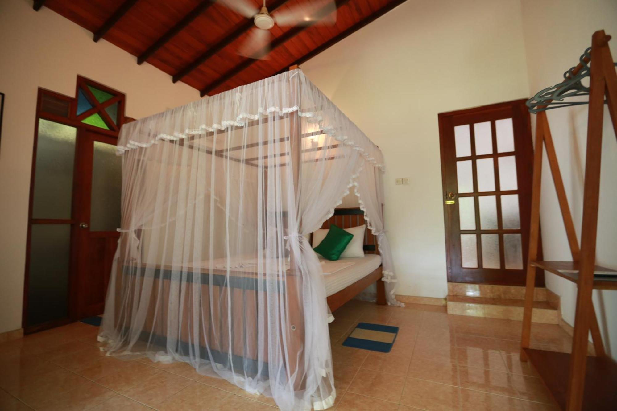 Thambara Villa Unawatuna Exterior foto